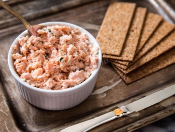 Постер к материалу "Новые разработки в области переработки водных биоресурсов специалисты ВНИРО представили на международной научно-практической конференции "